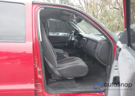 2004 Dodge Dakota Sport/Sxt from USA, damaged, VIN 1D7HG38N04S658546